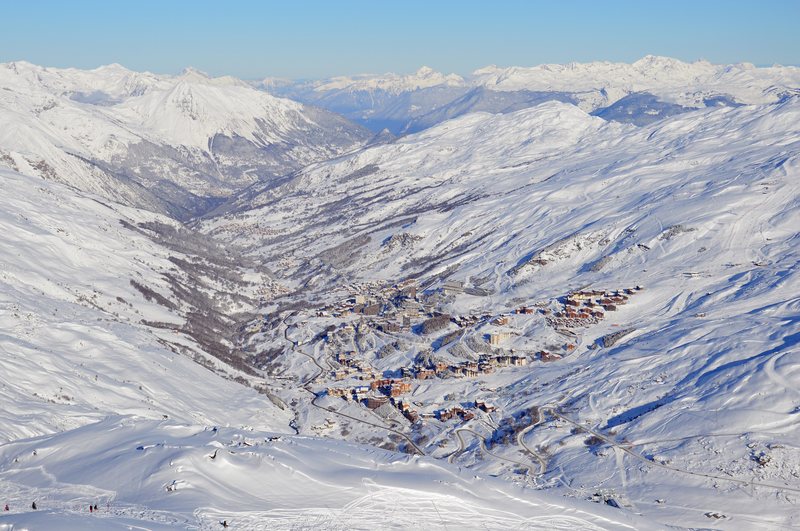 The Belleville valley in the 3 Vallees, with Les Menuires below the pistes