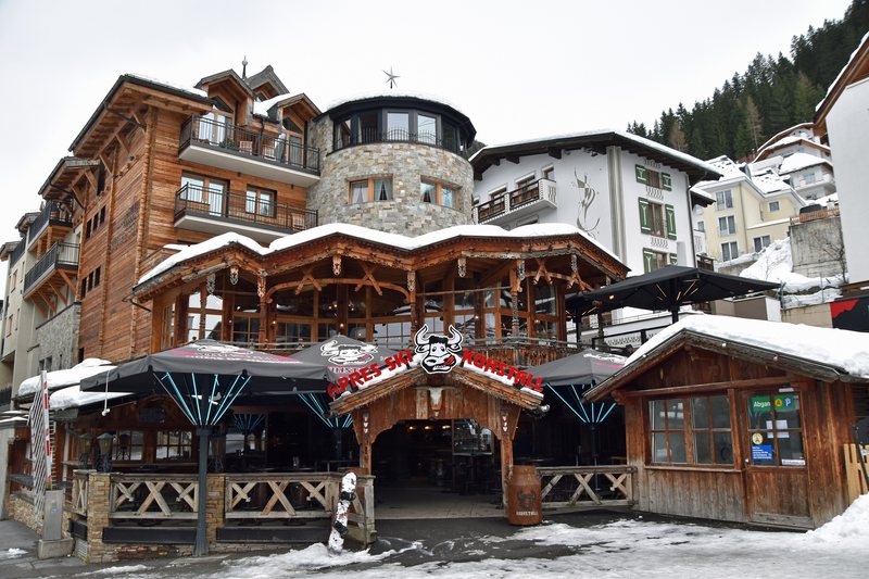 The Kuhstall apres-ski bar in Ischgl